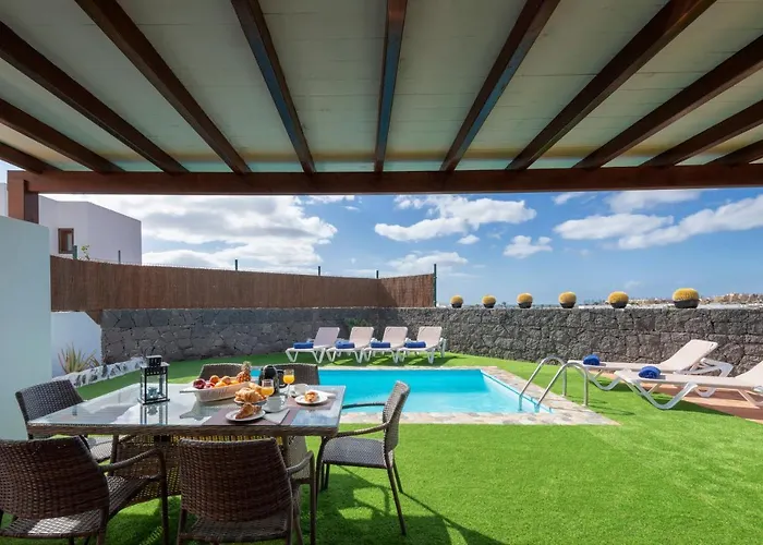 El Partidor Playa Blanca (Lanzarote)