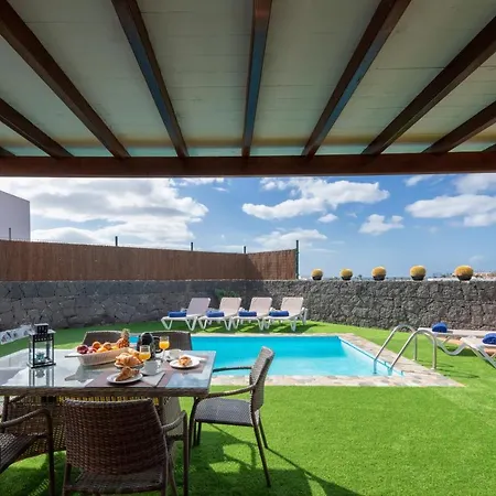 El Partidor Playa Blanca (Lanzarote)